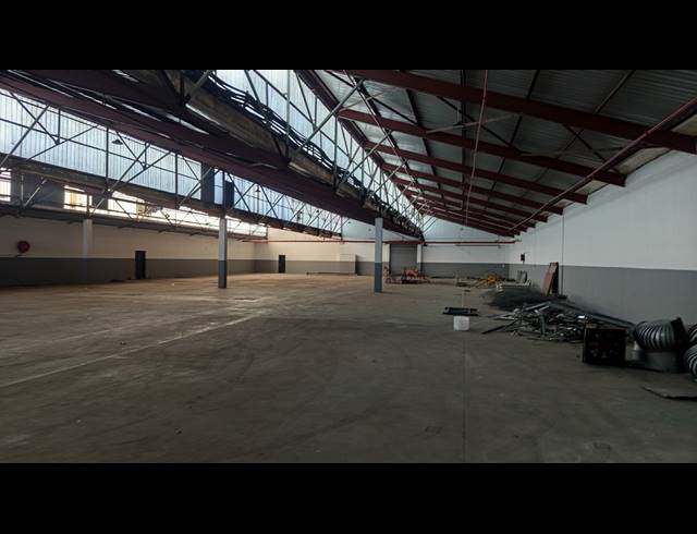2,000M² WAREHOUSE TO LET IN MAITLAND